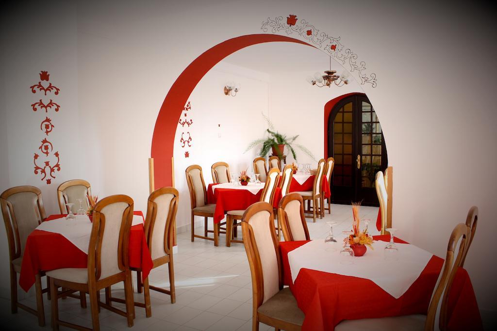 Hotel Tivoli Совата Екстер'єр фото